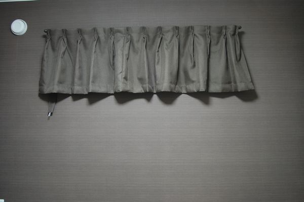 無印良品 オーダーカーテン 細い窓