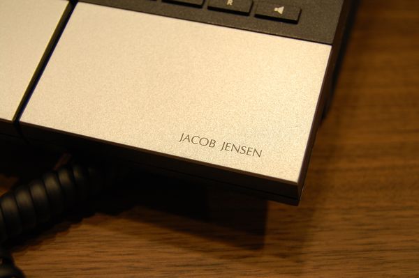 ヤコブイェンセン　T-5　ロゴ