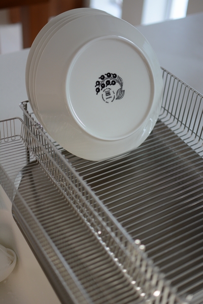 ラバーゼ　水切りかごと皿