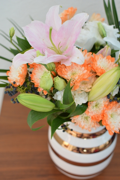 アニバーサリーベースと花 アニバーサリーベースと花