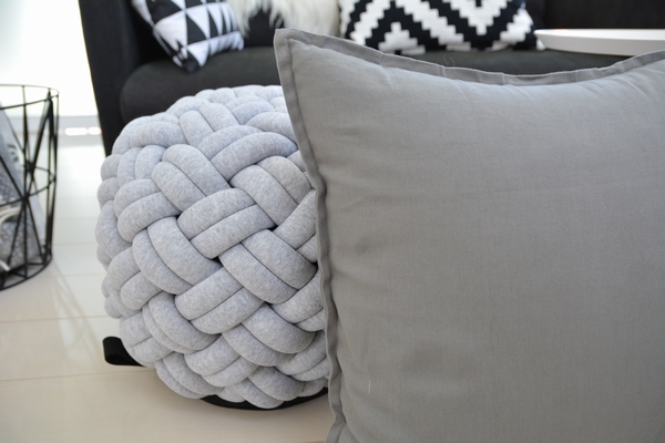 kumeko MINI-KNOTTY FLOOR CUSHION kumeko MINI-KNOTTY FLOOR CUSHION