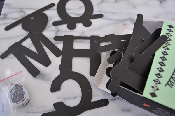 OMM-design　ワードバナー ブラック