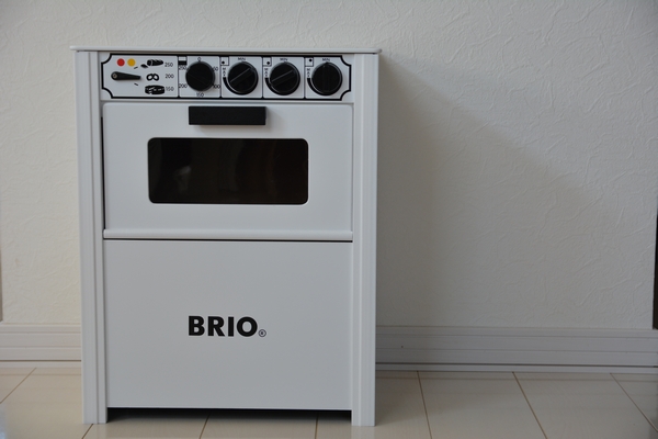 ブリオ　木製レンジ