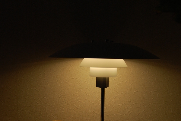 【北欧照明】ルイスポールセン LEDと白熱電球を比較してみました