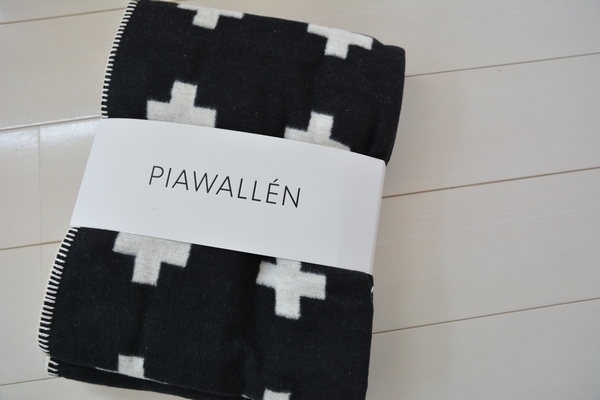 ピアヴァレン クロスブランケット