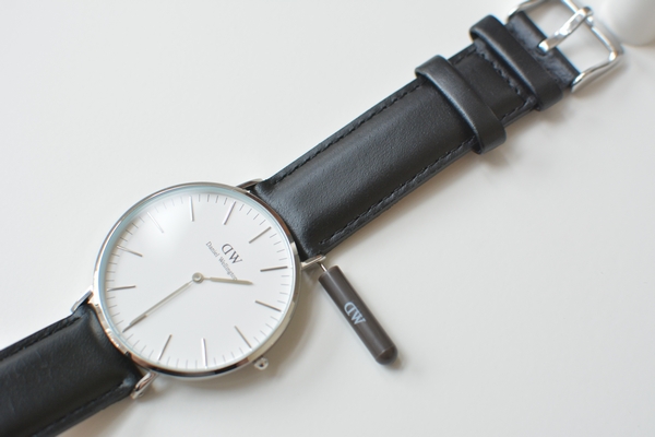 ダニエルウェリントン ベルト交換手順2