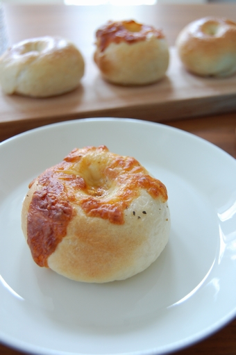 チーズとプレーン ベーグル チーズとプレーン ベーグル