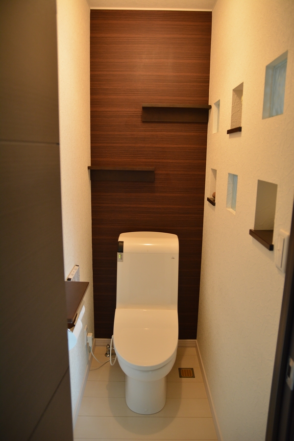 壁に付けられる棚 取り付け 完了