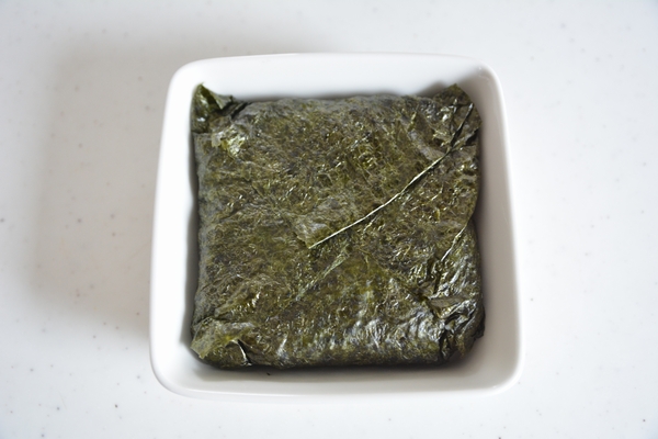 ティーマを使ったおにぎらずの作り方