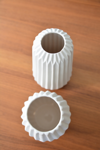 ブルーミングヴィル ジオメトリック フラワーベース 上から