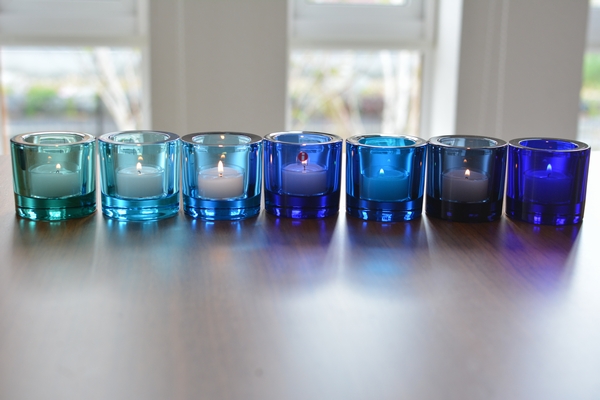 ウルトラマリンブルーにキャンドル　青系比較