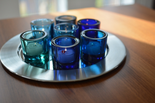 ウルトラマリンブルーをサルパネヴァ