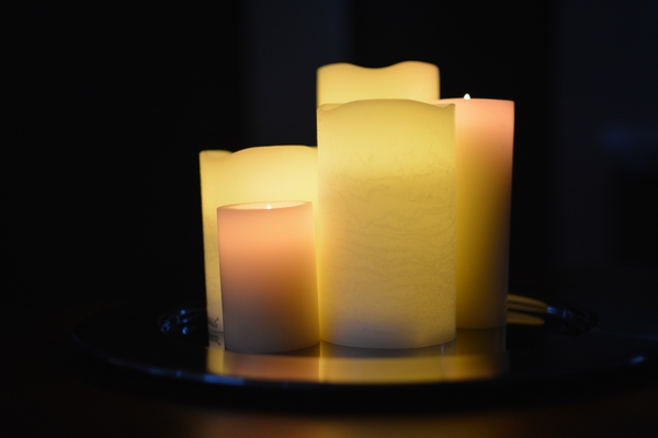 シリウス　LEDキャンドルライトと本物のキャンドル