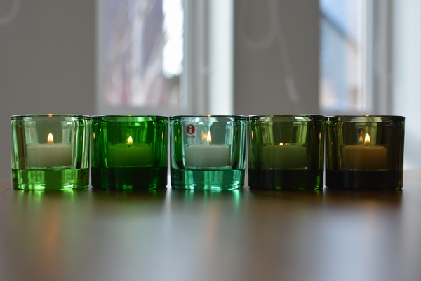 イッタラ　kivi　ライトグリーンにキャンドル