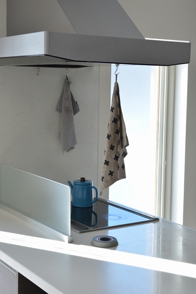 キッチンタオルを干す