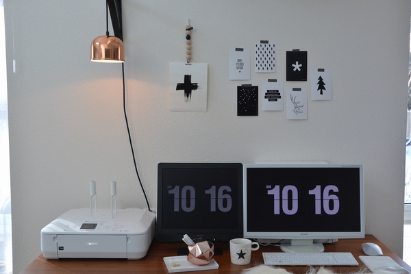 デスク上の小物たち