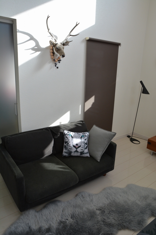 ダイソーアニマルクッションカバーと北欧インテリア