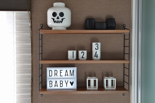 リトルラブリーカンパニー　ライトボックスとストリングポケット