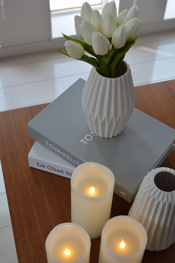 2冊重ねて使って雑貨ディスプレイ