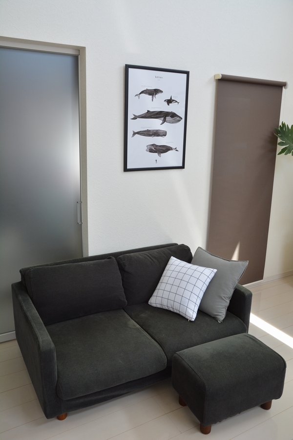 ポスターをリビングに飾ってみると